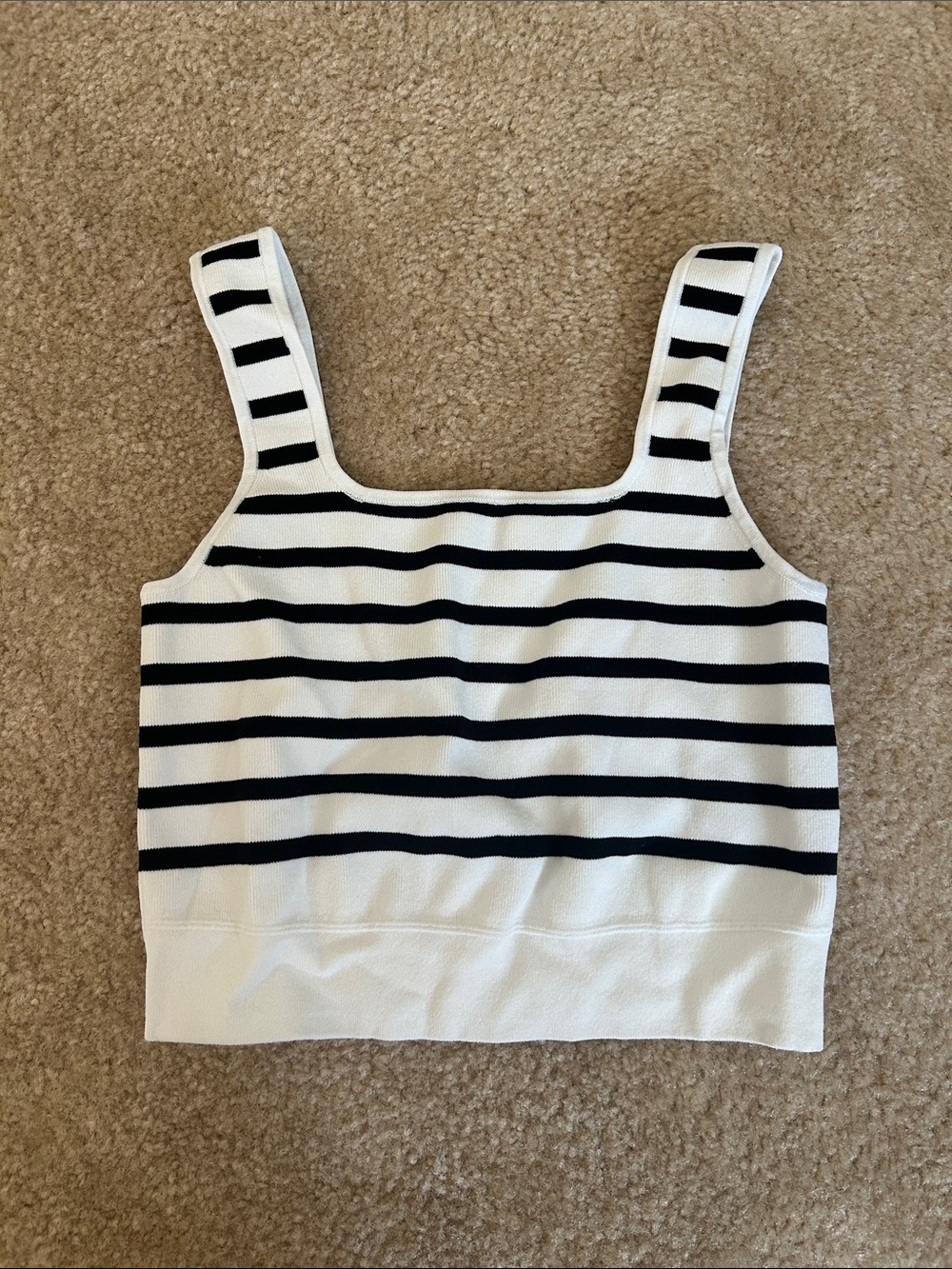 Mo&Co Women's Black & White Striped Tank Top
